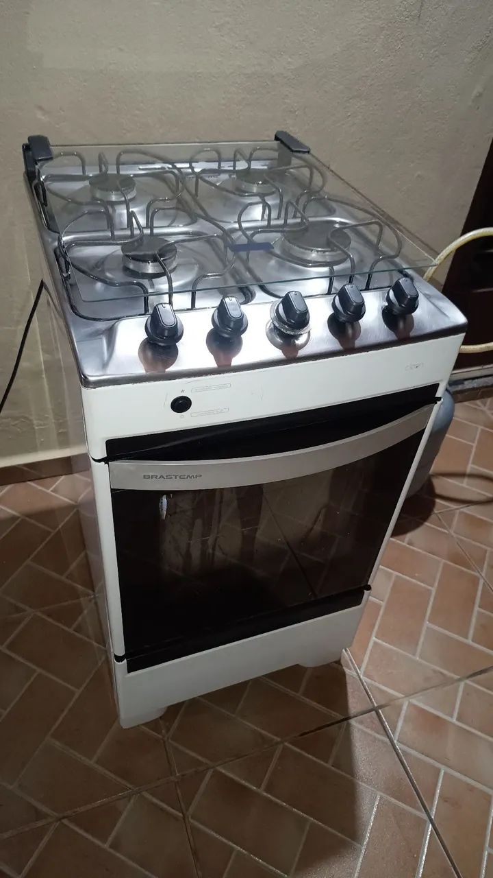 Fogão Brastemp semi novo acendimento automático ! - Foto 2