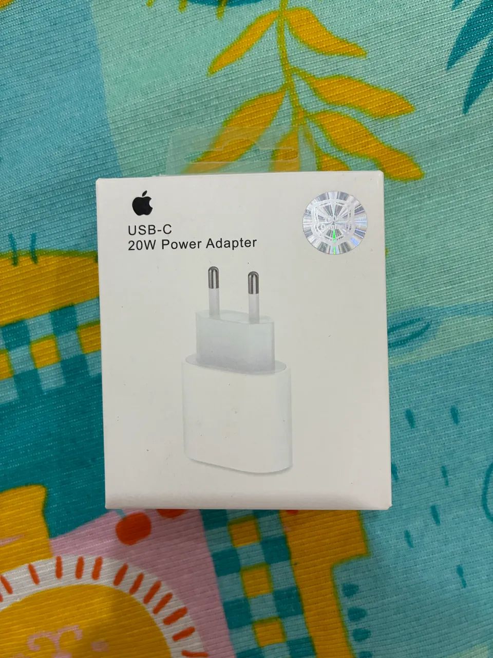 Fonte iPhone paralela nova 