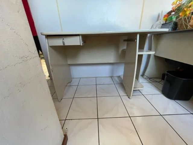 Desk with 1 Drawer