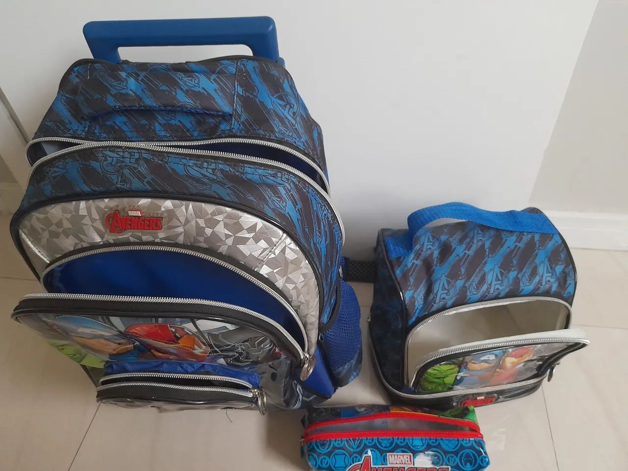 Conjunto de Mochilas Avengers - Infantil - Foto 6