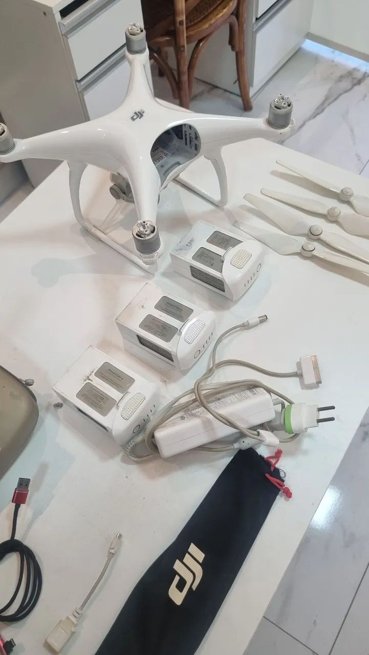 DRONE DJI PHANTON 4 STANDARD  - Foto 2