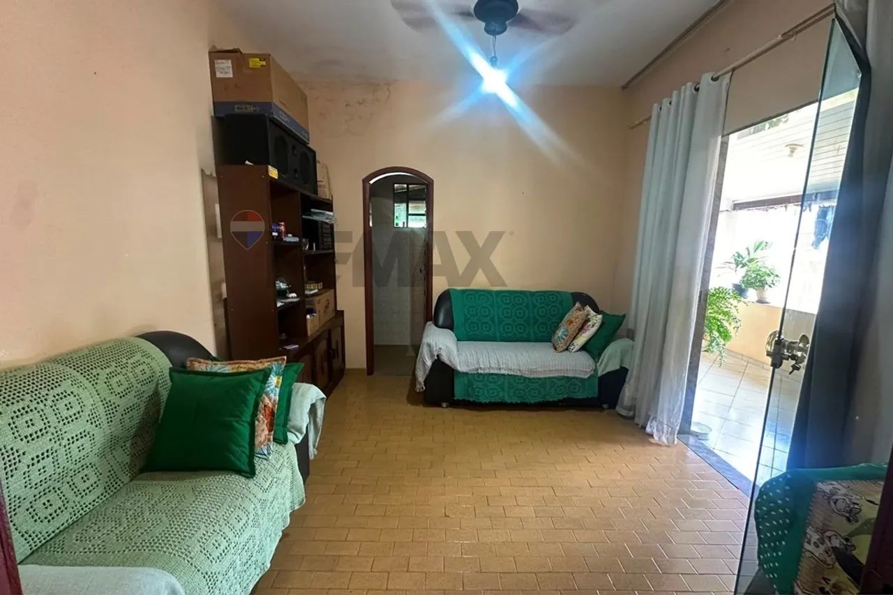 Casa com Cobertura, Kitnet e Terreno no Centro de Jerônimo Monteiro - Foto 2
