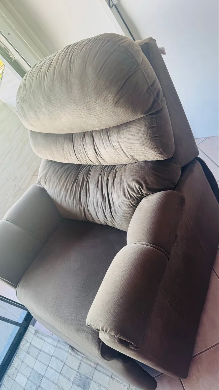 Vendo Poltrona super confortável e de qualidade  - Foto 3