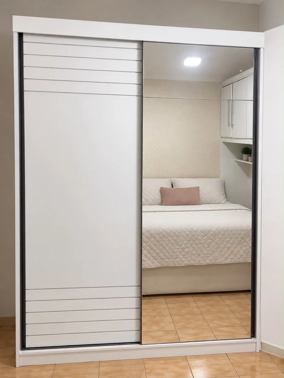 Guarda roupa c espelho 