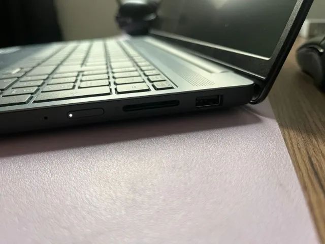 LENOVO IDEAPAD SLIM 3 - RYZEN 7 7735HS - Foto 3