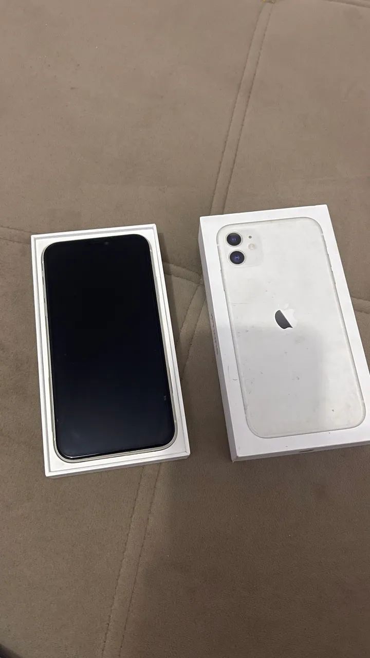 iPhone 11