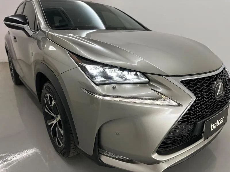 Lexus NX-200t F-sport 2.0 16V 238cv Aut., foto 8 de 17