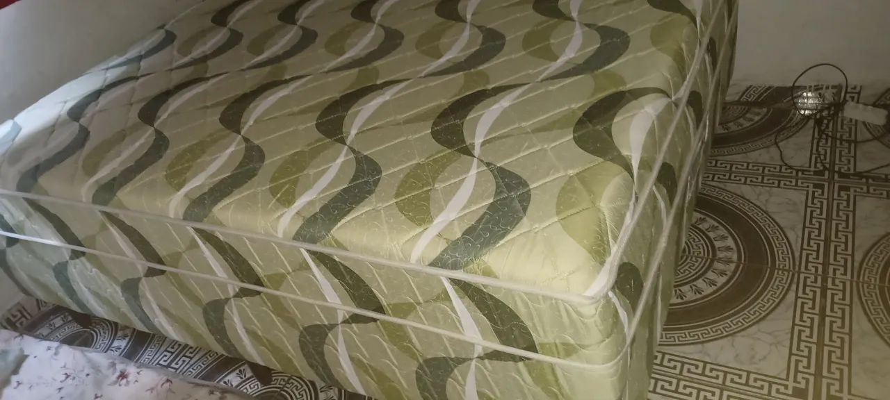 Cama box Queen pelmex 