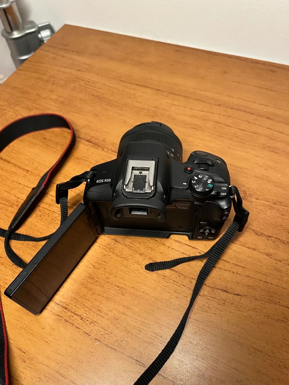 Câmera Cânon R50 - Foto 4