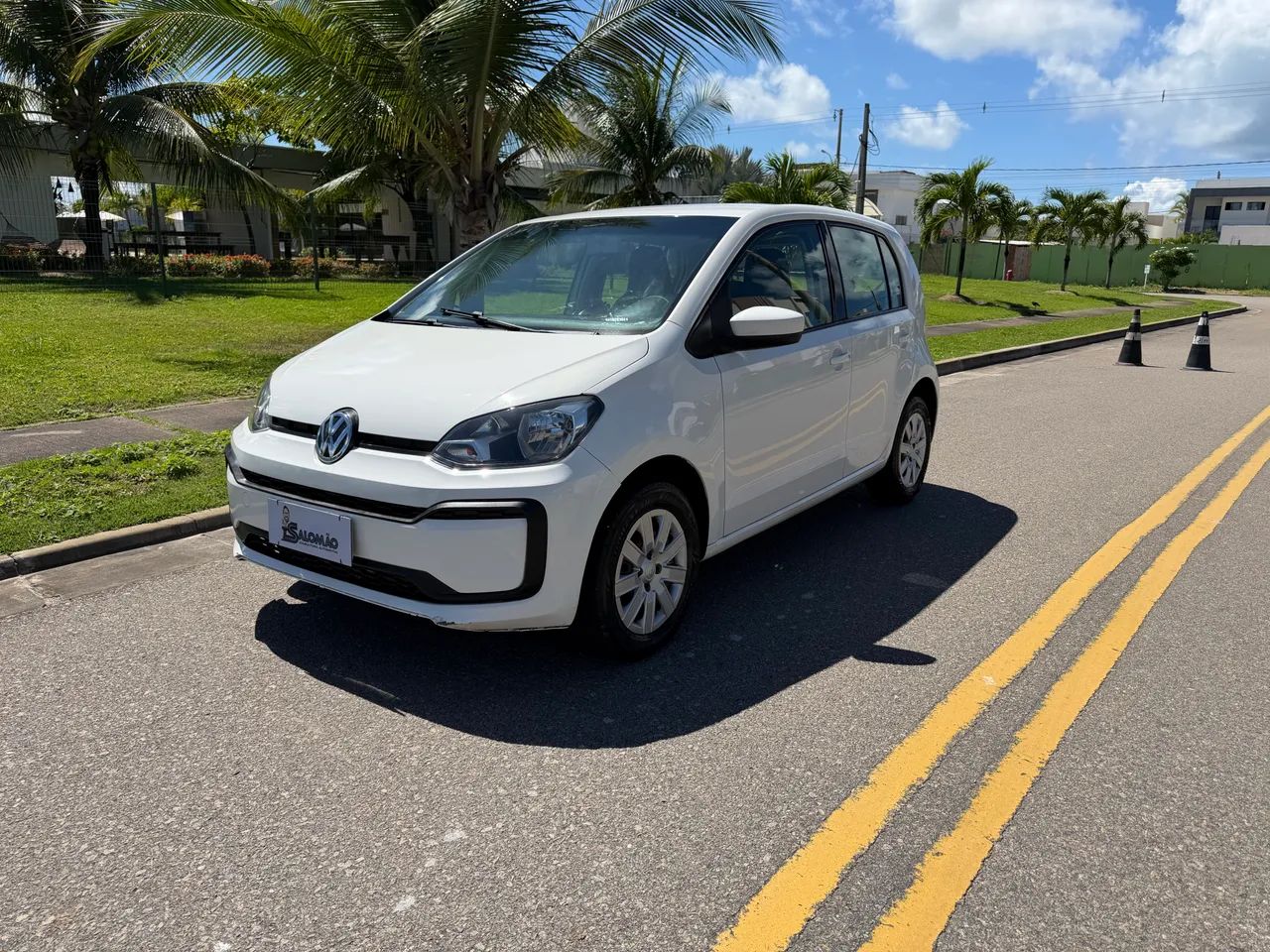 Volkswagen Up! up! take 1.0 Total Flex 12V 5p 2018