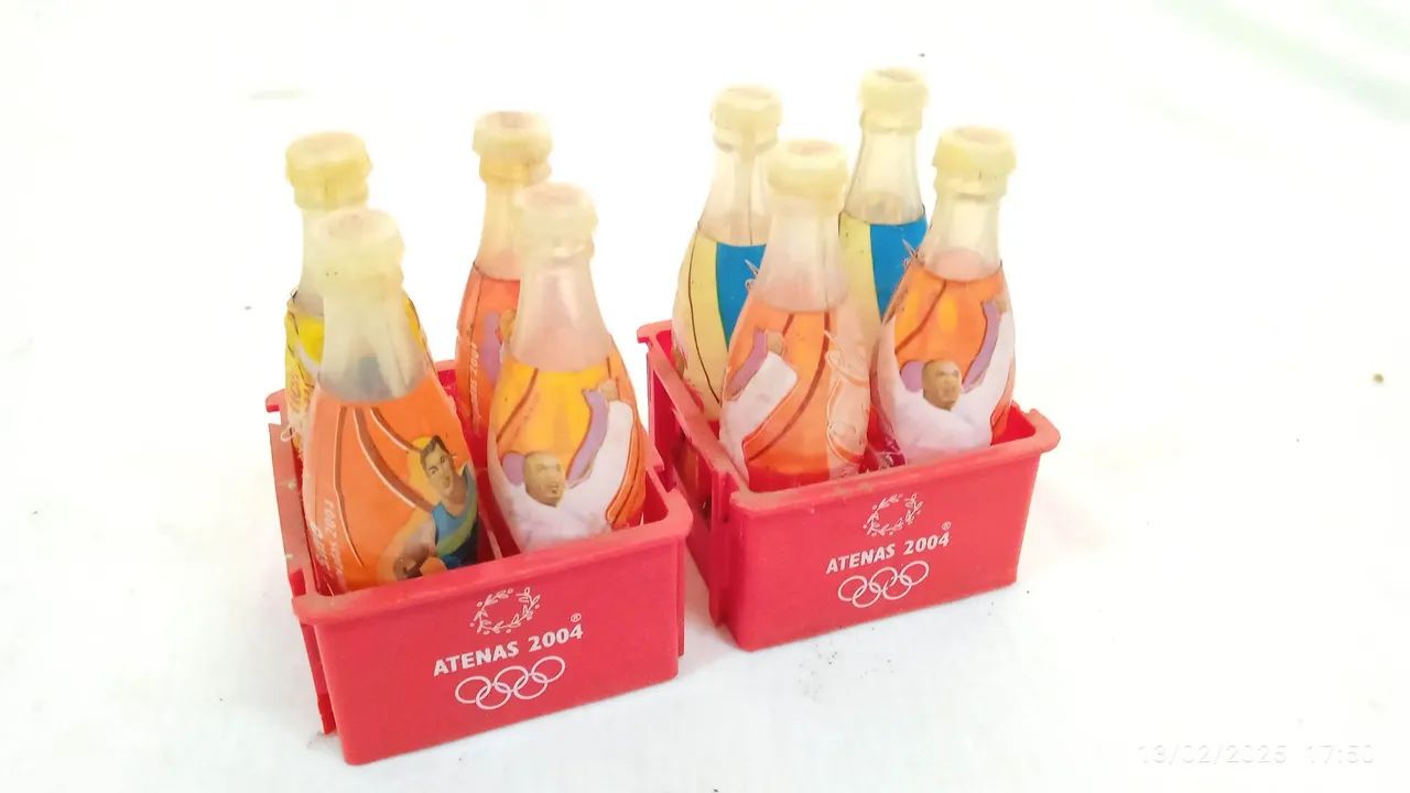 Garrafinhas Coca cola miniaturas olimpíadas com engradado 