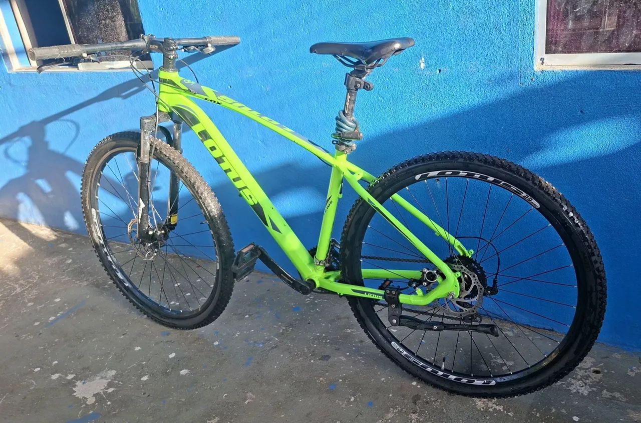BICICLETA LOTUS ARO 29 COM DOCUMENTAÇÃO  - Foto 4