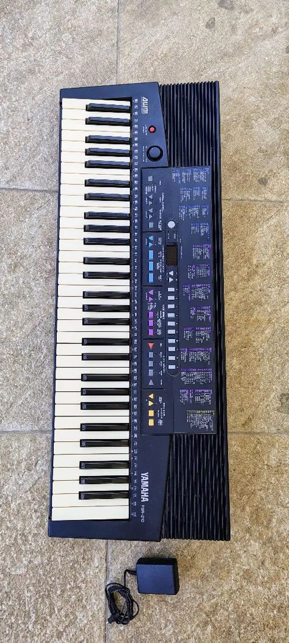 Teclado Yamaha Psr210