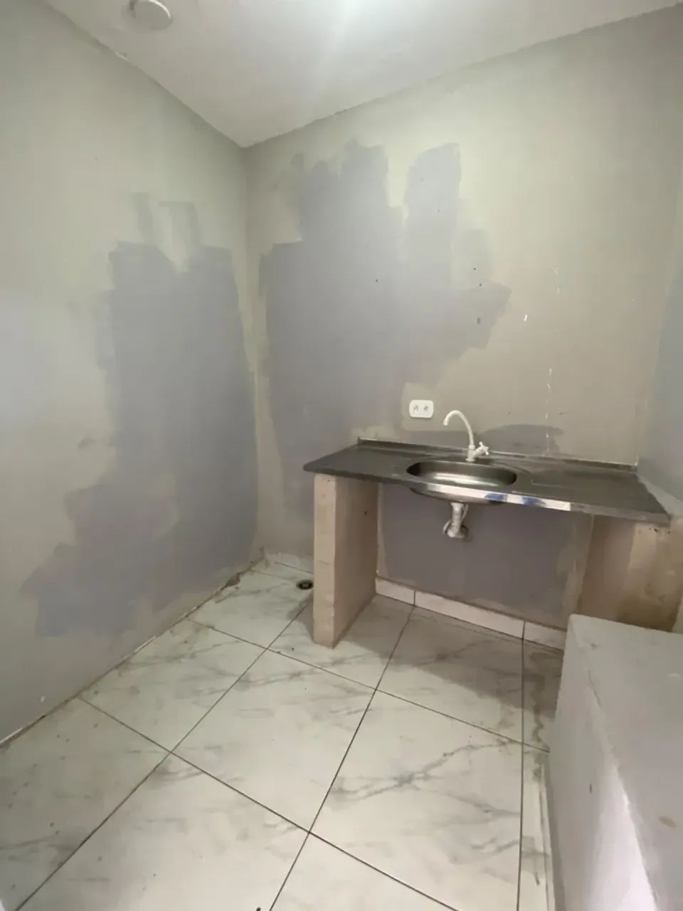 Kitnet compacta, funcional e com excelente localização em Veloso - Osasco - SP - Foto 3