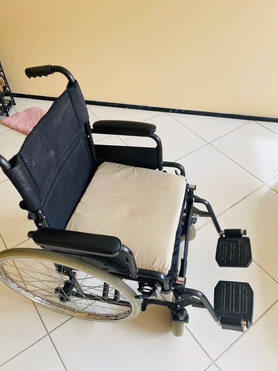 Cadeira de Rodas - Foto 4