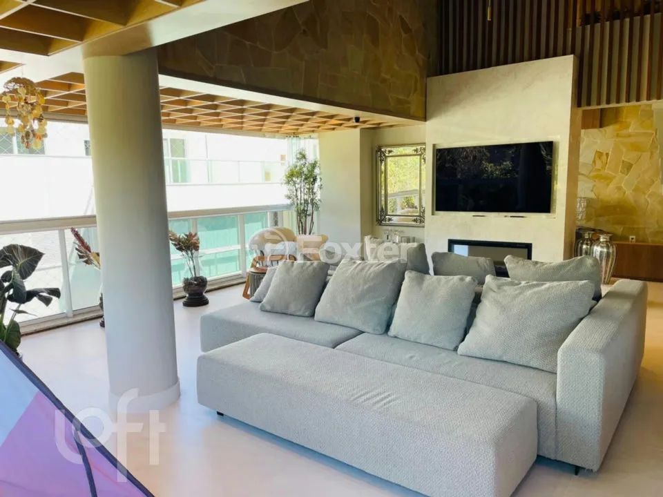 Apartamento à venda Rua das Piraúnas, Jurerê Internacional - Florianópolis