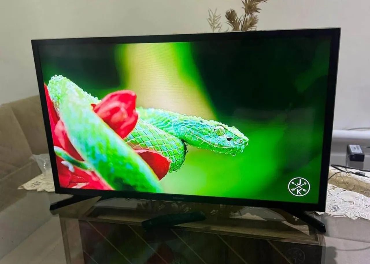 TV Smart Samsung 32 Polegadas 4k Vendo ou Troco  - Foto 3