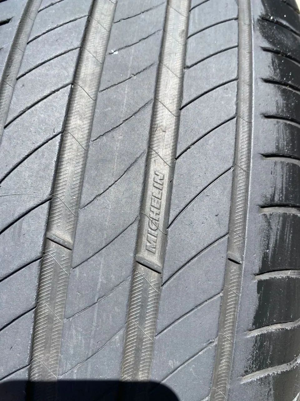 Pneus Michelin 215 60 17 - Foto 5