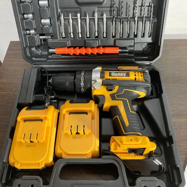 Parafusadeira 36V com duas baterias e maleta - Foto 2
