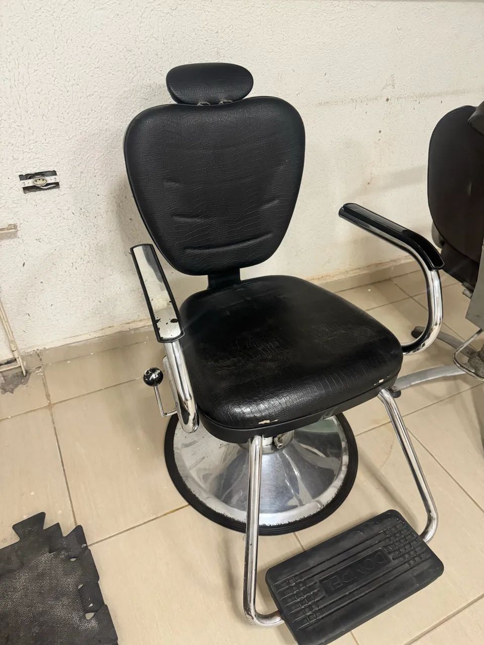 Cadeira de barbeiro  - Foto 2