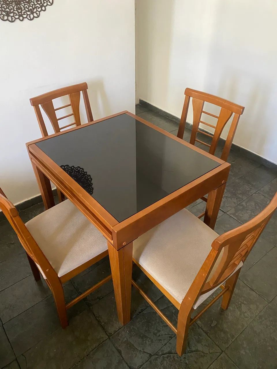 MESA DE MADEIRA ABRE E FECHA!