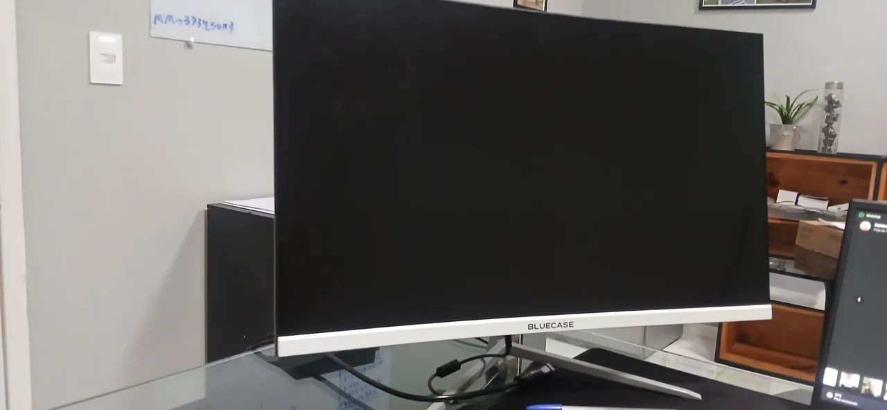 Monitor curvo 120HZ