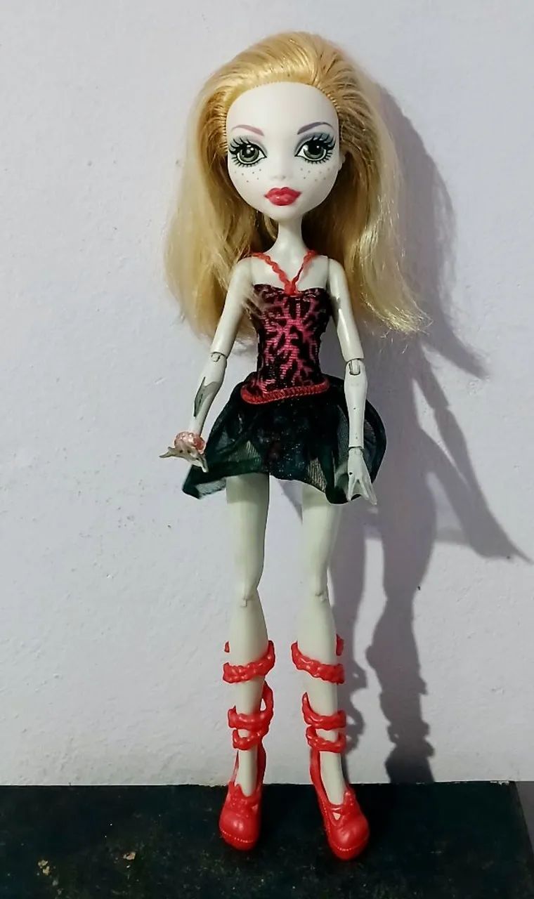 Laguna monster high  - Foto 2