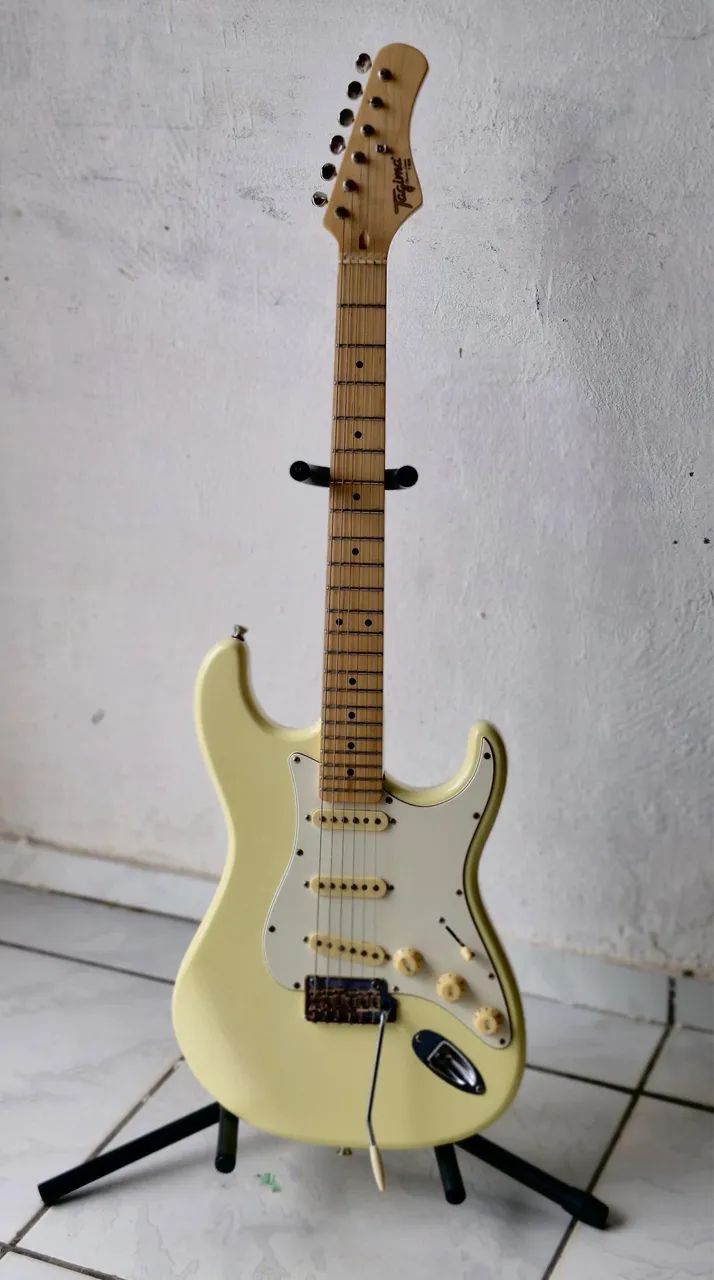 GUITARRA TAGIMA