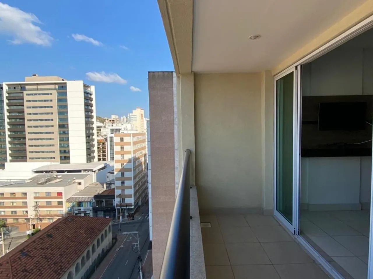 APARTAMENTO MOBILIADO DE 1 QUARTO, SALA COM VARANDA - Foto 3