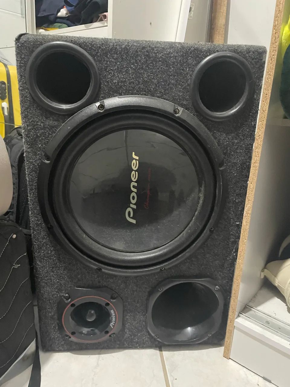 Caixa trio Pioneer 500 rms 