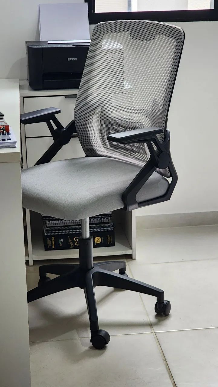 Cadeira de Escritório Executiva Nova  - Foto 2
