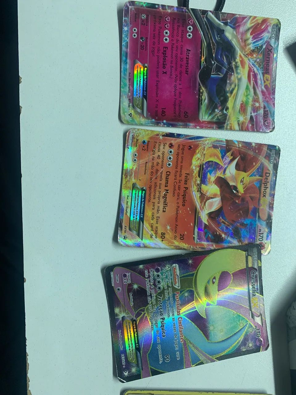 Pack cartas pokemon com 5 raras e 280 comuns - Foto 2