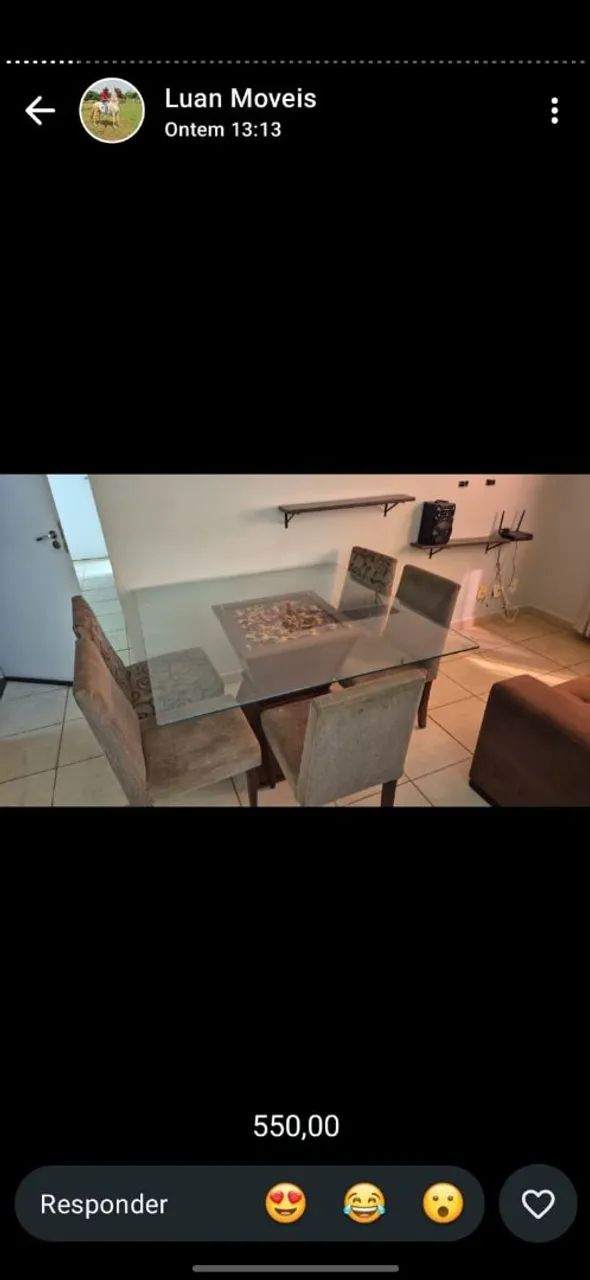 Mesa com 4 cadeiras