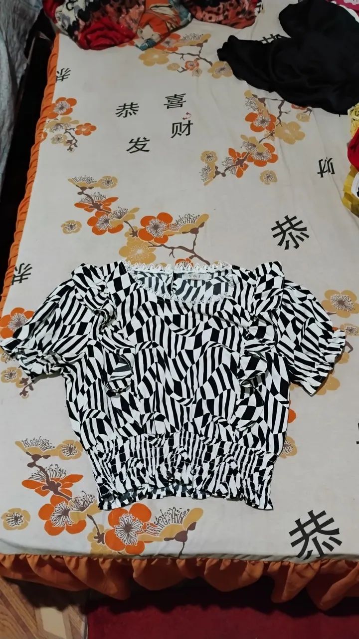 R$80,00 20 peças de roupas - Foto 3