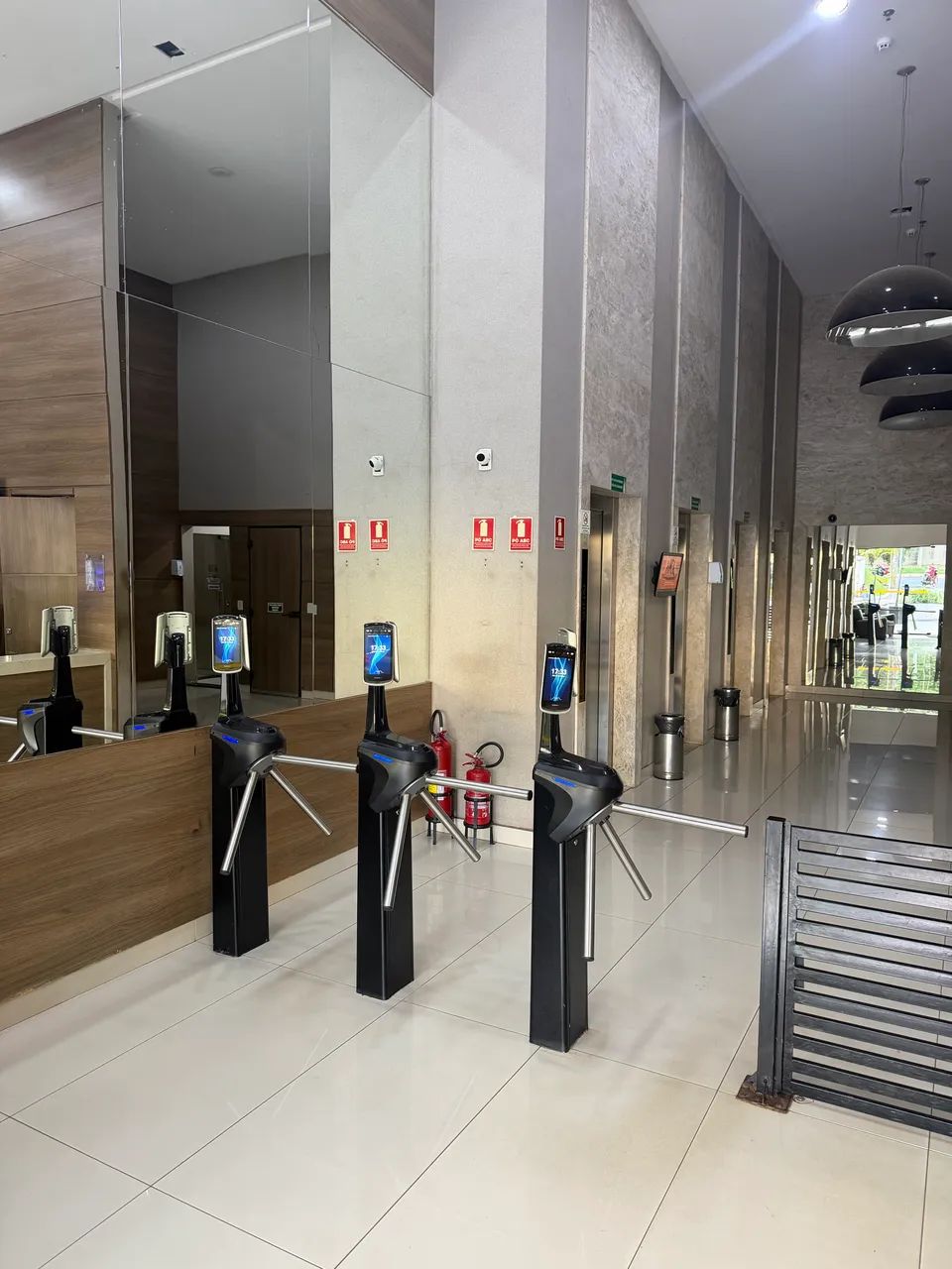 Aluguel de sala comercial  - Foto 2