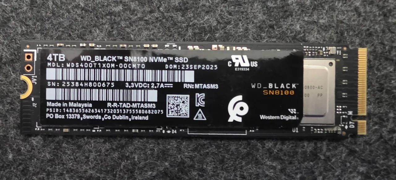 SSD WD_BLACK SN8100 4TB PCIe 5.0 NVMe - 14.508 MB/s leitura