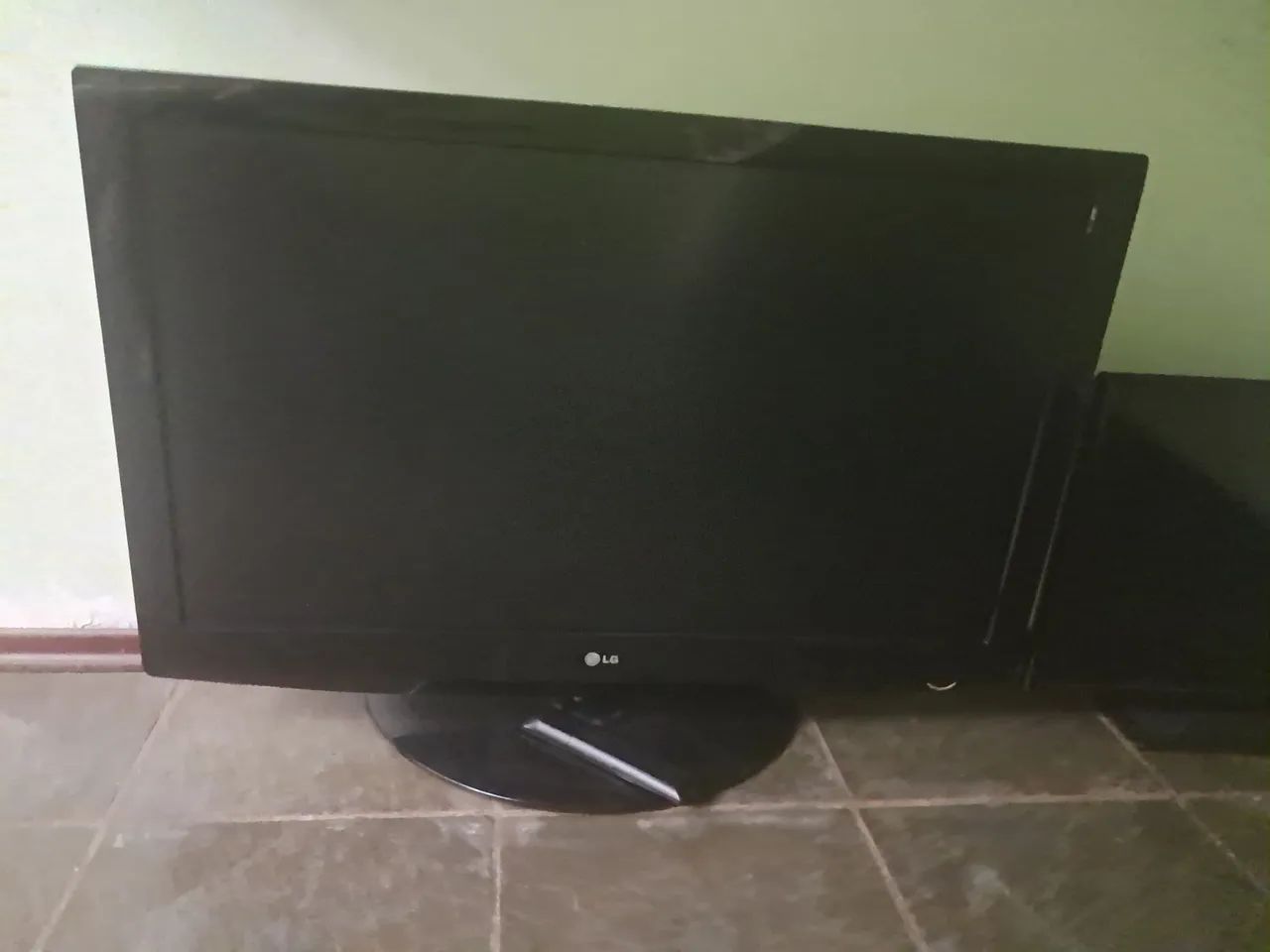 Vendo TV (nao é smart)