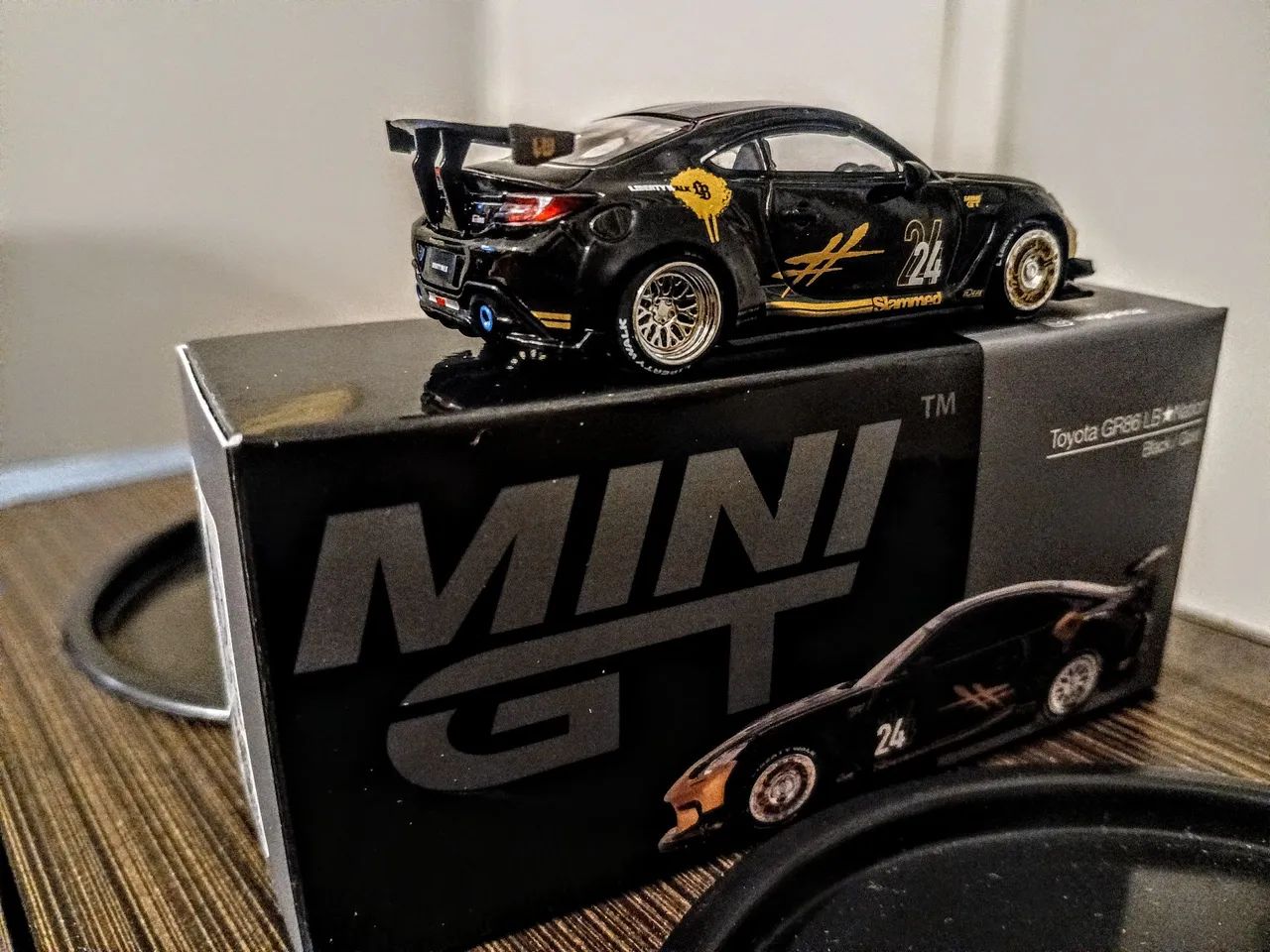 Mini GT Toyota GR86 LB Nation 1/64 - Hobbies e coleções