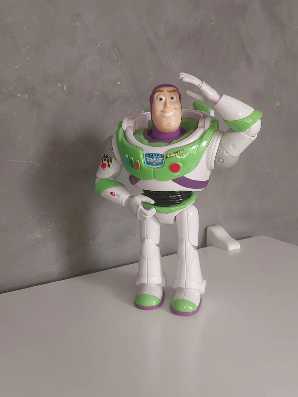 Buzz lightyear mattel. 15 cm articulado