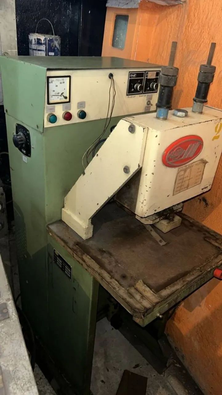 Solda alta frequência Politron.