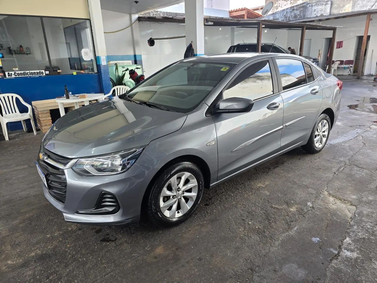 Chevrolet Onix ONIX SEDAN Plus LT 1.0 12V Flex 4p Mec. 2023