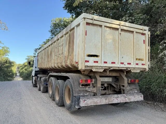 vendo AXOR 2644 traçado 6x4 com ou sem carreta Rosseti ou troco por volks 3/4 - Foto 3