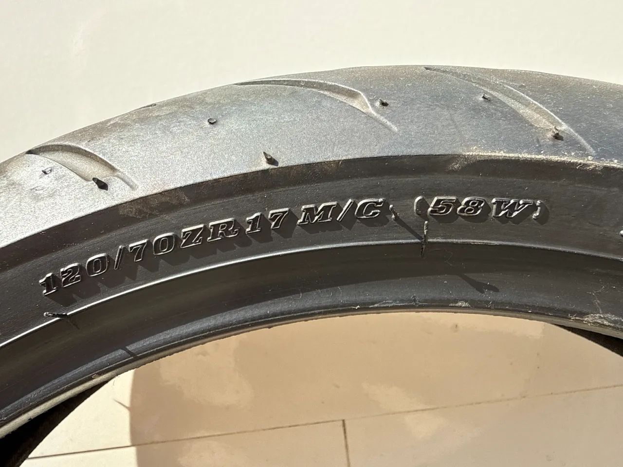 Pneus para moto esportiva 180 e 120/17 - Foto 4