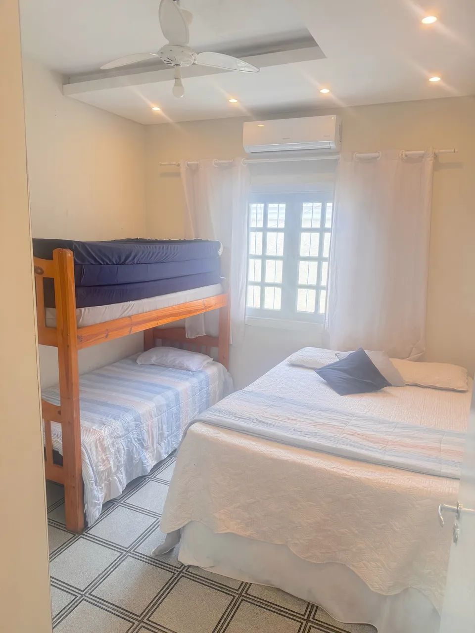 CASA DE PRAIA GUARUJÁ SP