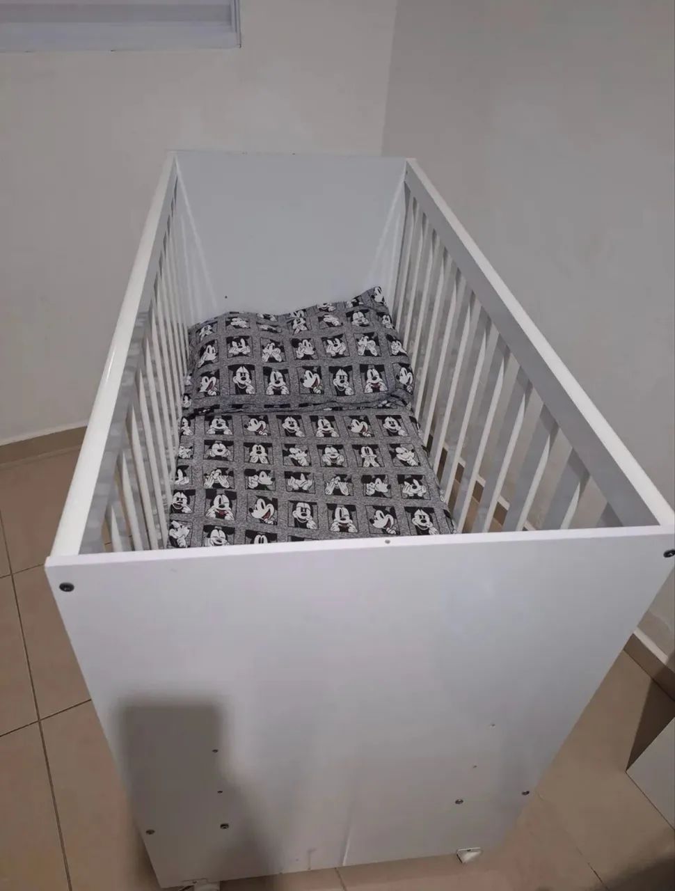 Berço de bebê com colchão  - Foto 3