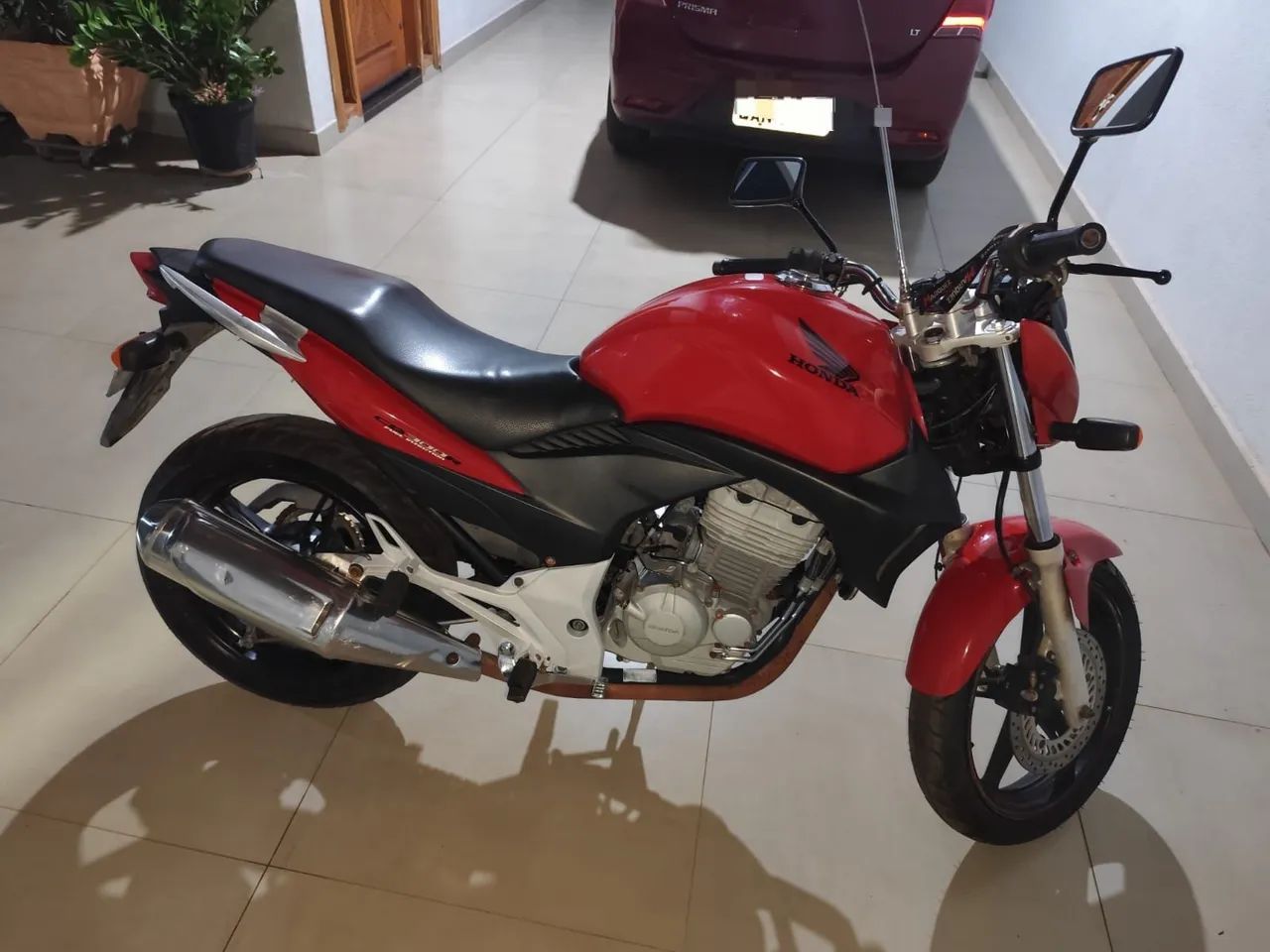 CB 300 - Foto 2