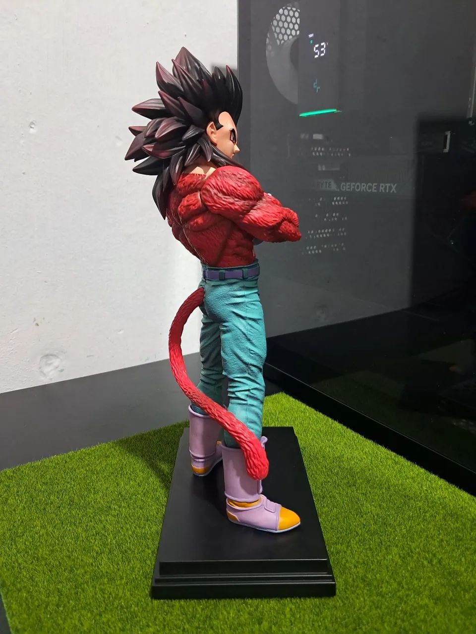 Action Figure Dragon Ball GT - Vegeta SSJ 4 30cm - Foto 2