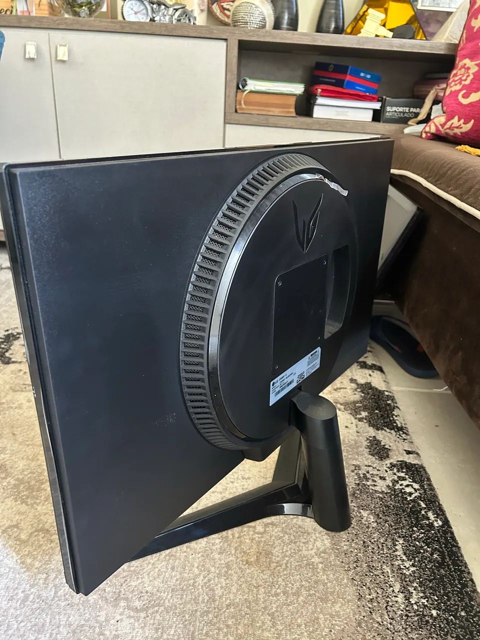 Monitor LG UltraGear 27 - Foto 4