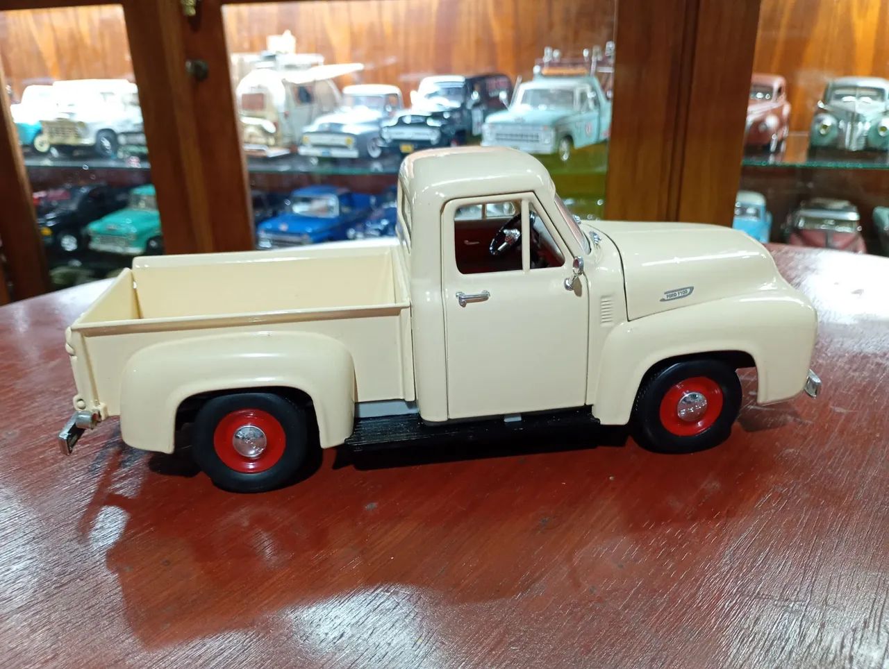 Miniatura pickup Ford F 100  - Foto 4