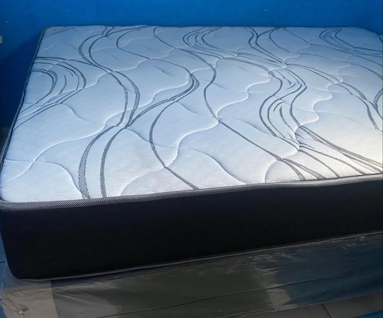 VENDO CAMA DE CASAL SEMINOVA - Foto 2